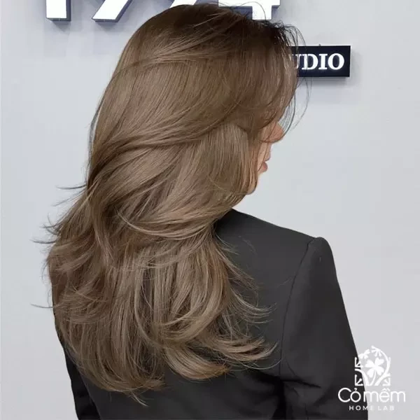 Tóc mullet layer dài xoăn