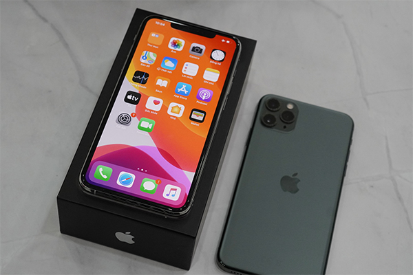 iPhone 11 Pro Max có mấy màu ? Màu nào phù hợp với bạn ?