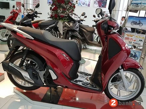 Bảng giá xe Honda SH 2018 tại đại lý tháng 10 mới nhất