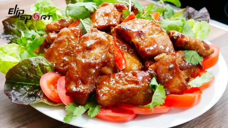 100g sườn bao nhiêu calo? Ăn có béo không? Cách ăn sườn không béo