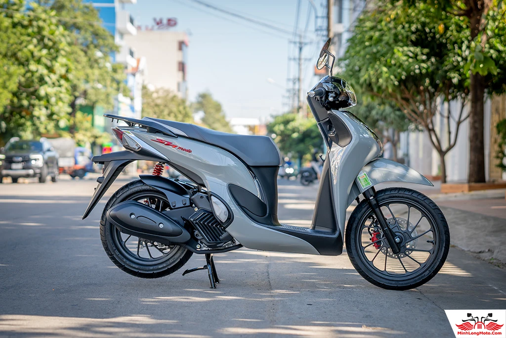 Honda SH Mode Xám Xi Măng giá bao nhiêu?